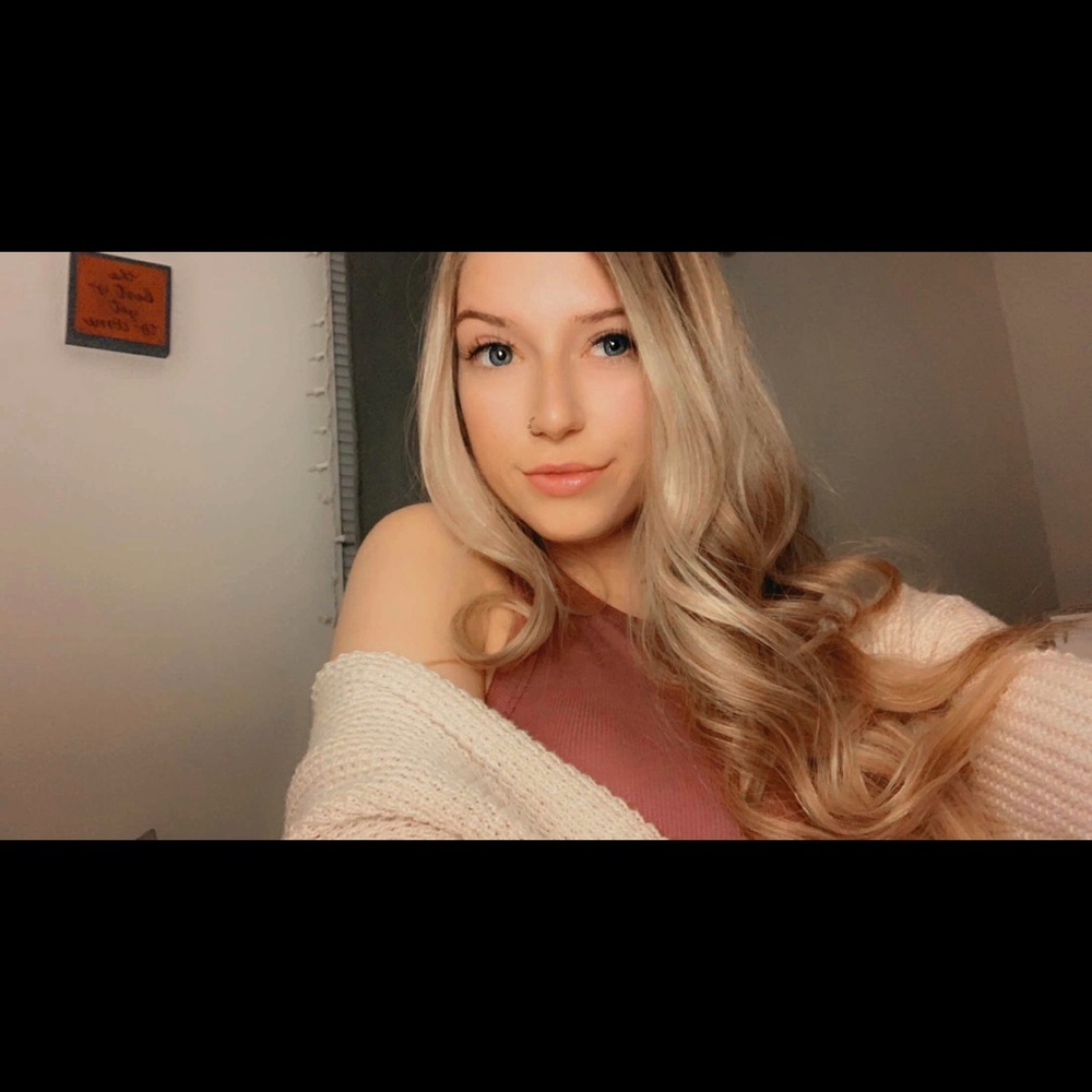 Meet your Posher, Jessica